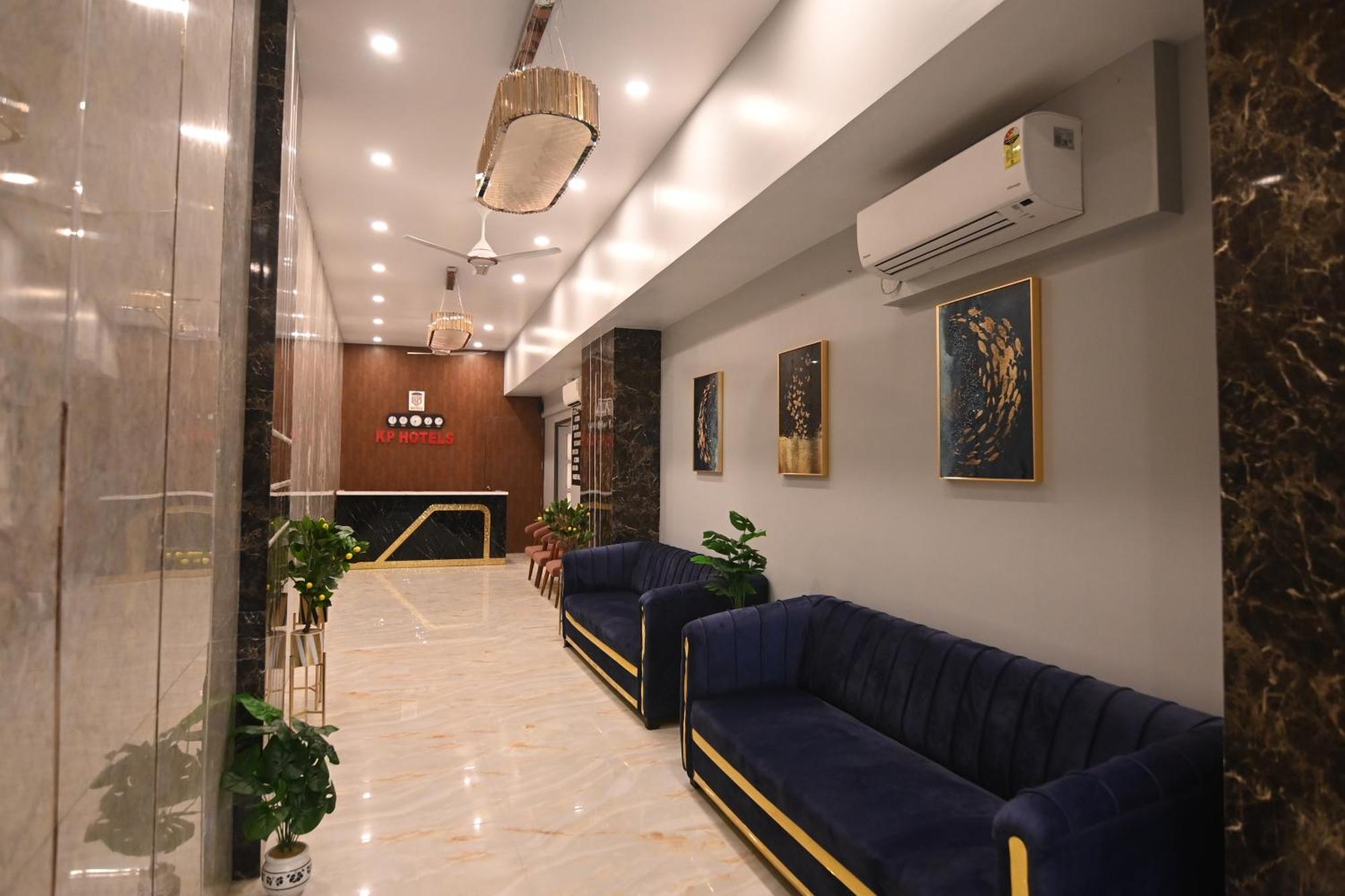 Kp Hotels Begusarai Экстерьер фото